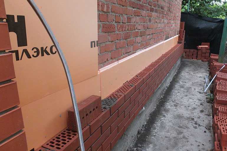 Утепление стен пеноплексом - технология теплоизоляции фасада с обшивкой сайдингом, как выбрать толщиня кирпичных и газобетонных домов
