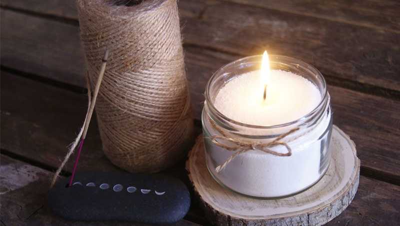 Как сделать свечи своими руками: инструкция по изготавливанию восковых, гелевых, ароматизированных, самодельных декоративных свечей с фитилем