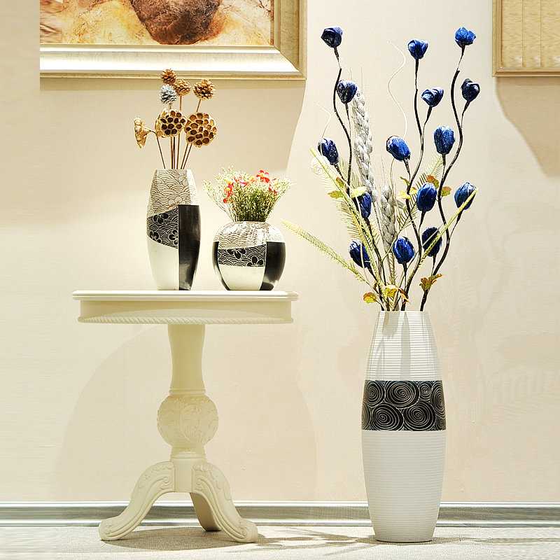 Напольные вазы в интерьере: современные и классические формы