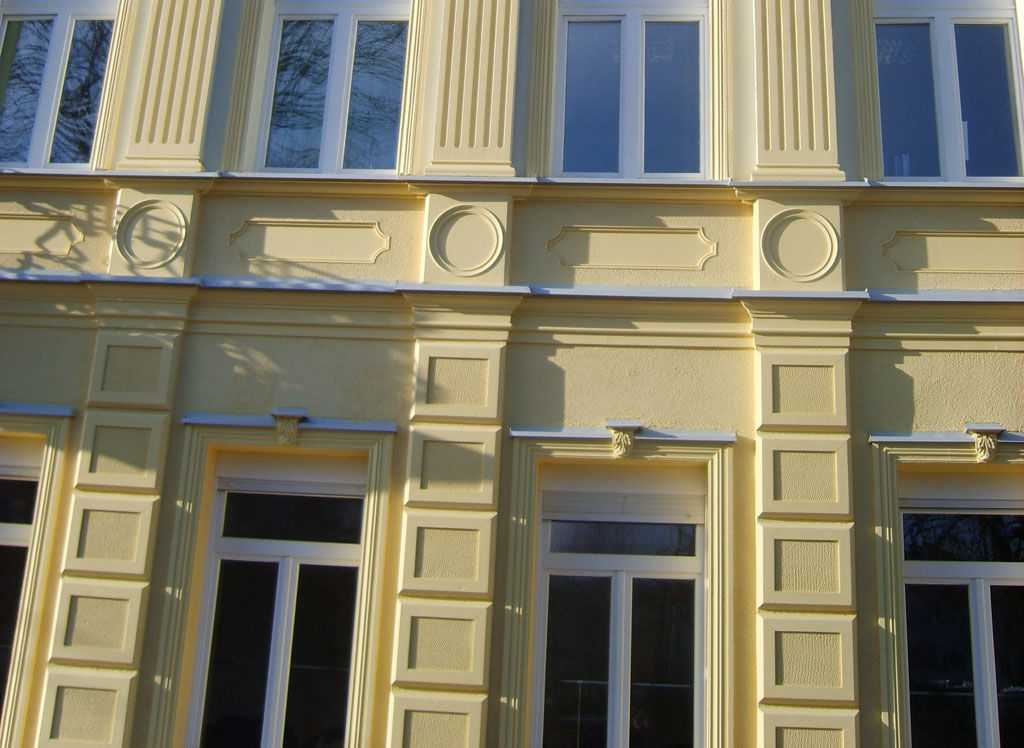 Архитектурный декор: из лепнины, полиуретана, пенопласта на фасаде