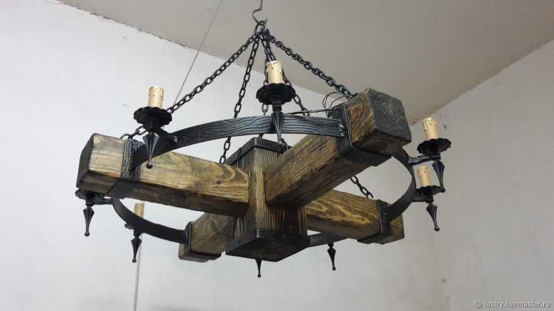 Люстры и светильники из дерева под старину: фото в интерьере, оригинальные идеи, изготовление своими руками
