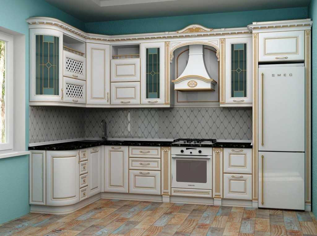 Белая кухня с серебряной патиной: любовь с первого фасада
