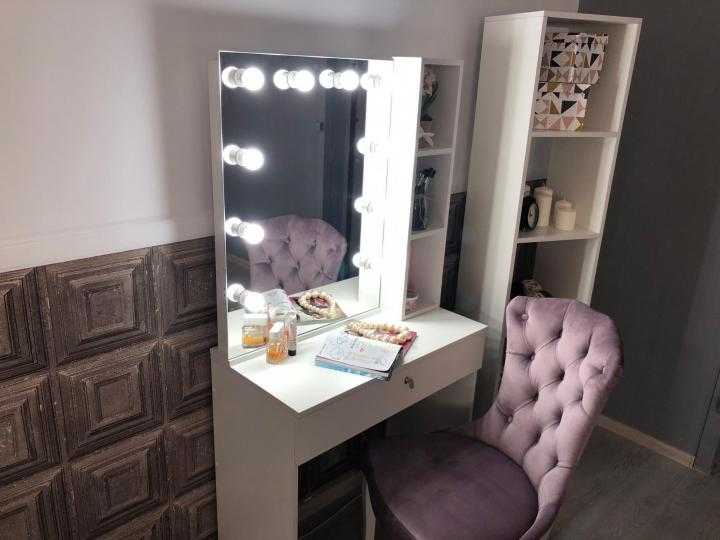 Туалетный столик с зеркалом и подсветкой: 140+ (фото) вариантов