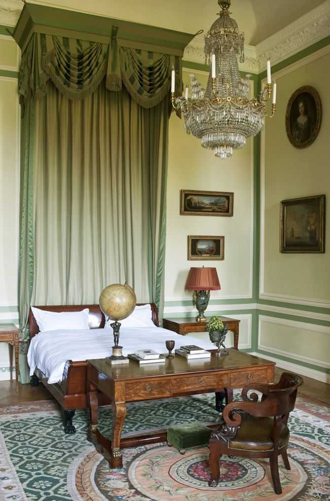 Кресла в различных стилях: модели в гостиную в современном или скандинавском стиле, «барокко», «кантри», «модерн» и «ампир»