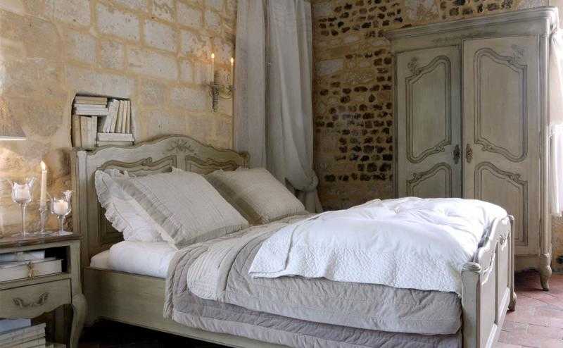 По-королевски роскошно: 89 фото-идей оформления спальни во французском стиле