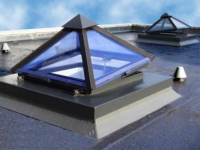 Зенитные фонари: как смонтировать световой купол