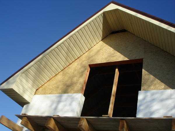 Как утеплить деревянным дом снаружи и чем - варианты, пошаговые инструкции