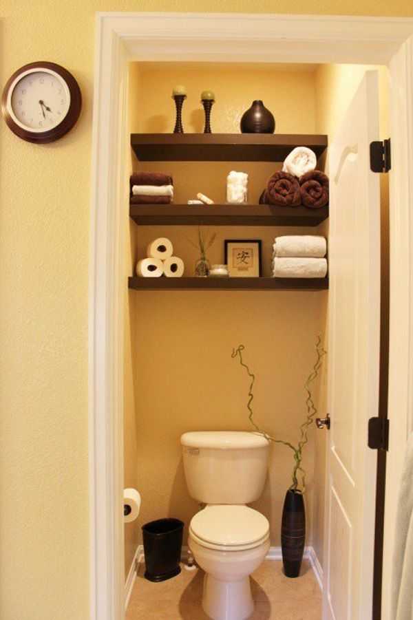 Полки в туалете за унитазом станут идеальным местом для хранения моющих средств, предметов гигиены. Как правильно сделать дизайн ниши и стеллажа своими руками Как самостоятельно сделать полочки рядом с унитазом