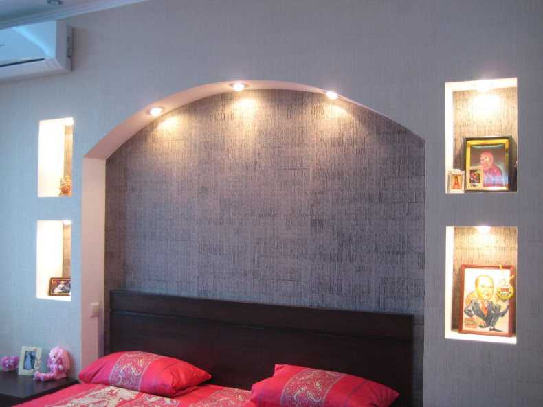 Ниши из гипсокартона в гостиной (44 фото): как оформить нишу в стене зала? примеры дизайна интерьера с нишей