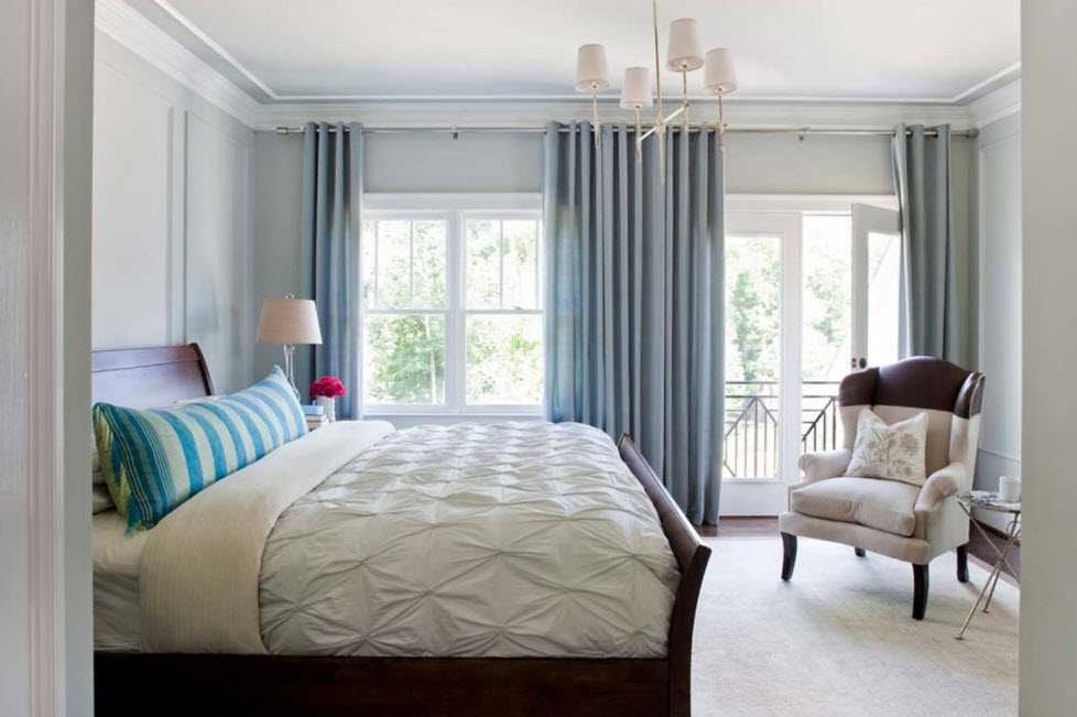 Короткие шторы до подоконника в интерьере спальни 2021 (60 фото): занавески в спальню без балкона, дизайн коротких штор
