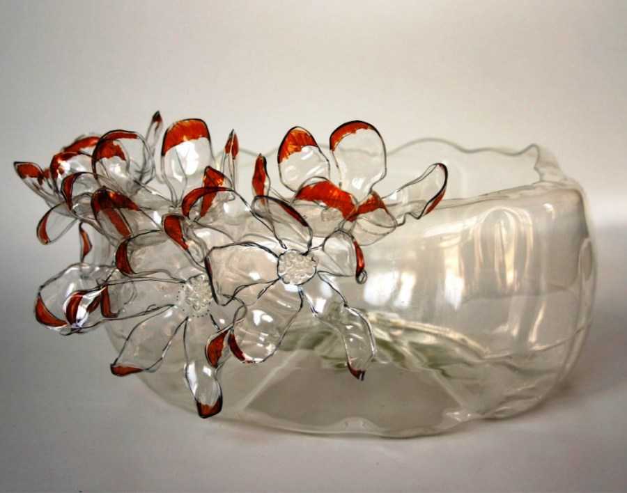 Напольные и подвесные вазы из пластиковой бутылки своими руками
