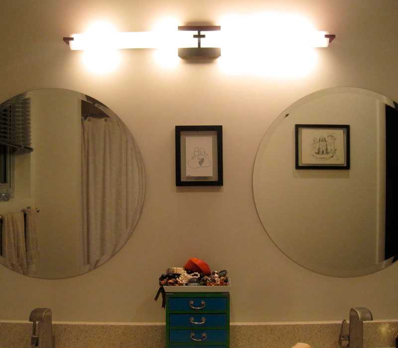 Дизайнерские зеркала: модели больших круглых напольных зеркал в интерьере, красивые изделия на стену