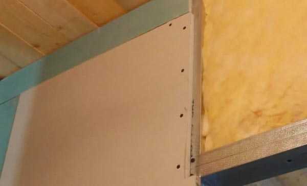 Как правильно крепить гипсокартон на деревянные бруски к стене