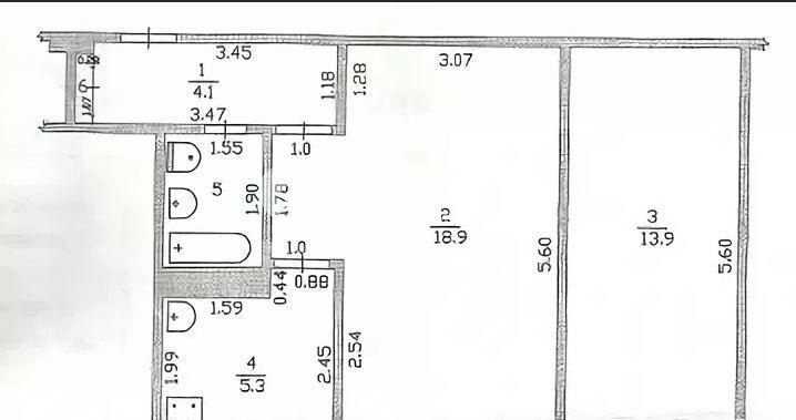 Планы двухкомнатной квартиры (40 фото): варианты для квартир в панельном и кирпичном 9-этажном доме, «чешки» и в новостройке с размерами