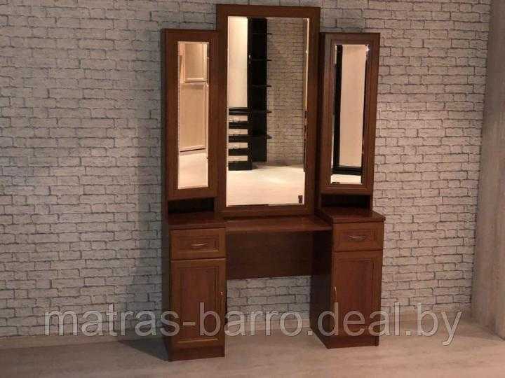 Трюмо с зеркалом в спальню (37 фото): угловое зеркальное трюмо, дизайн модели из дсп