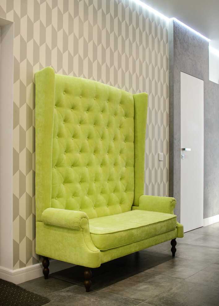 Диван в прихожую (56 фото): диванчик в современном стиле, диван-тумба с местом под обувь, узкий и небольшой кованый, деревянный, идеи дизайна