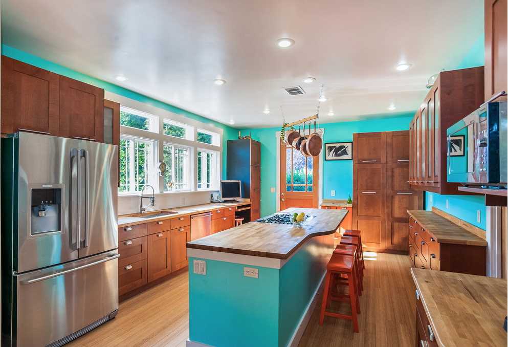 Кухня бирюзового цвета — идеи оформления кухонь в бирюзовых тонах, лучшие сочетания цвета и варианты обустройства на фото!