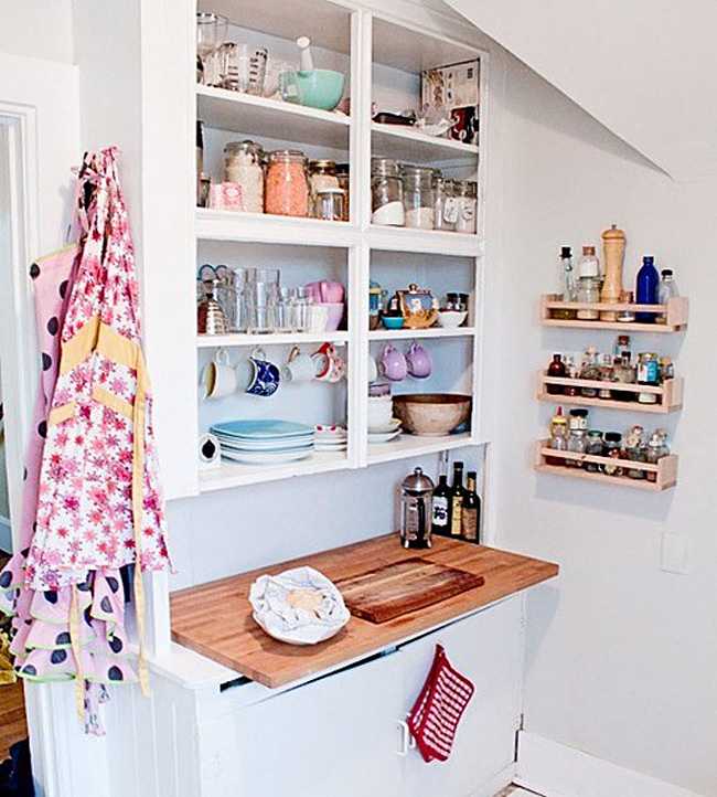 12 идей для хранения вещей в маленькой квартире, когда места совсем впритык