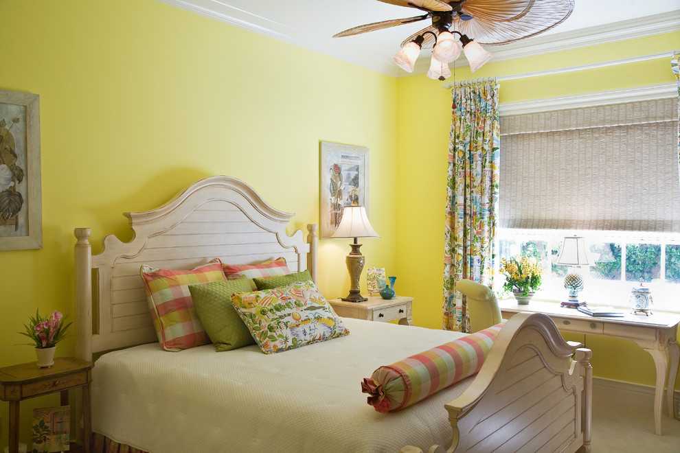 Желтая спальня (65 фото): спальня в желтых тонах, желтый цвет в интерьере узкой темно-желтой и оранжевой спальни, дизайн желто-зеленой спальни