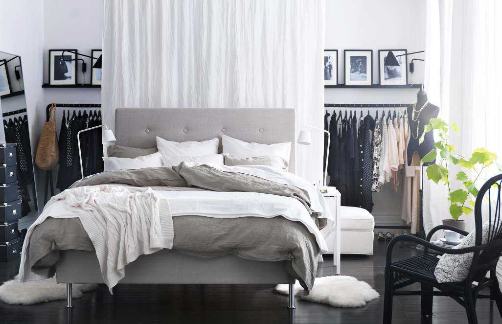 Спальни ikea (64 фото): дизайн интерьера в стиле «икеа», текстиль для спальни, планировщик и конструктор