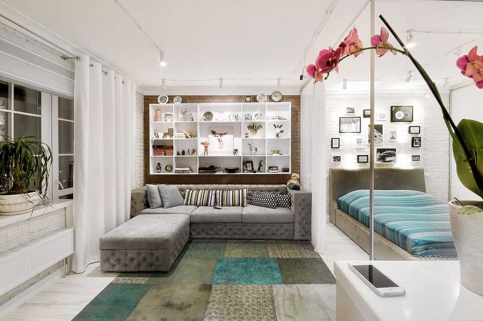 Дизайн гостиной-спальни площадью 20 кв. м  (59 фото): дизайн интерьера в одной комнате, современные идеи 2021