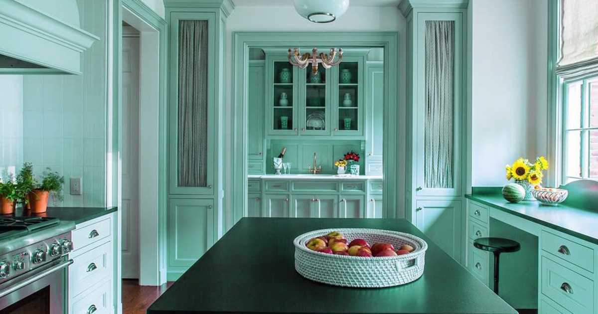 Кухня в пастельных тонах (88 фото): выбираем кухонный гарнитур кремового цвета и цвета карамели, нежные тона кашемира и другие спокойные оттенки в интерьере
