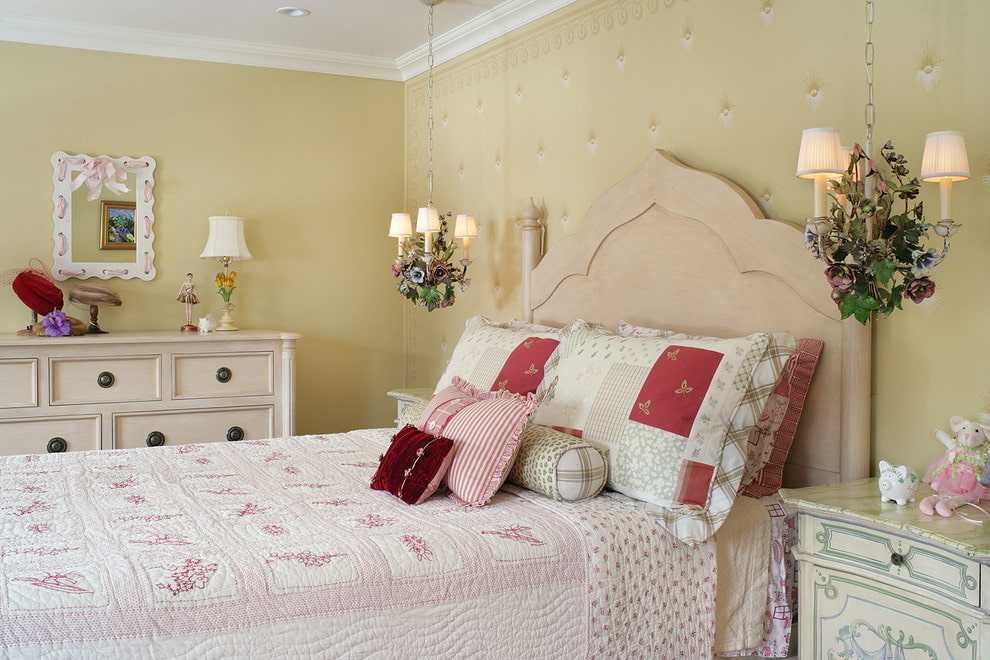 Коричневая спальня: 120 фото эксклюзивного дизайна в спальне