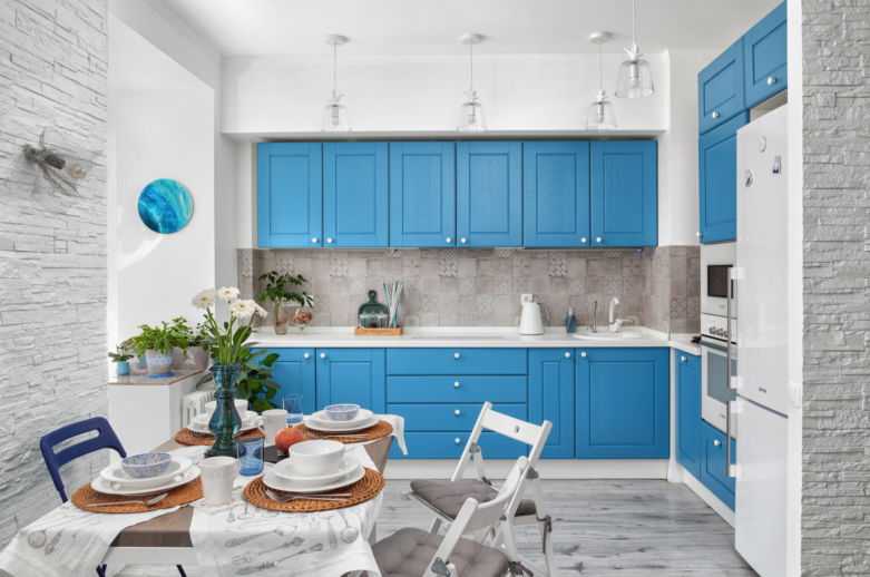Голубой цвет в интерьере кухни – 5 дизайн-подсказок и 100 фото для вдохновения