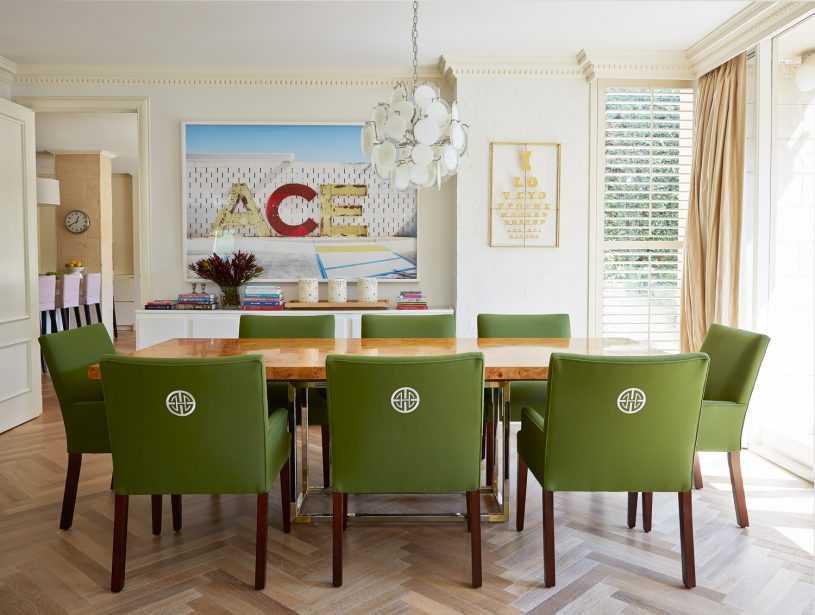 Стеклянные столы для кухни: 66 фото, идеи овальных, круглых форм, с фотопечатью и др.