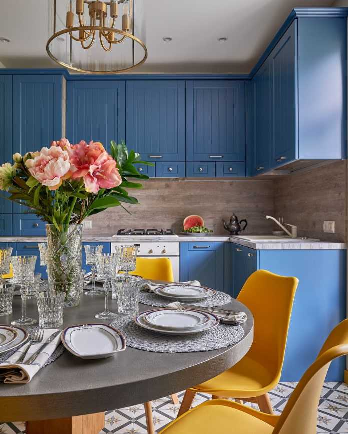 Синяя кухня – путь к успеху