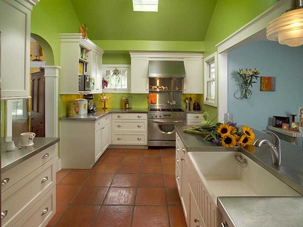 Фисташковая кухня: цветовые сочетания, стили, фартук, обои, фото