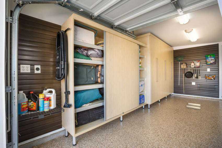 Дизайн гаража в частном доме: красивый и удобный интерьер внутри и снаружи своими руками, планировка, как сделать ремонт, фото-материалы