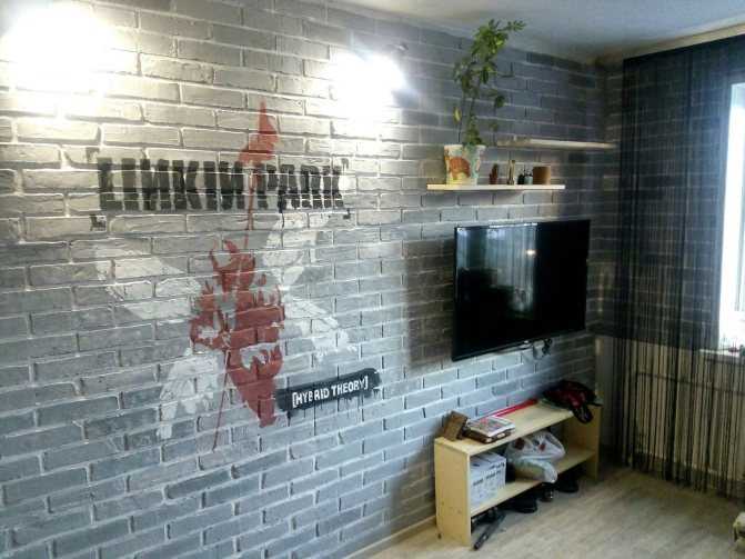 Белая кирпичная стена (64 фото): кирпич в интерьере кухни, стеновая панель для имитации кирпичной отделки